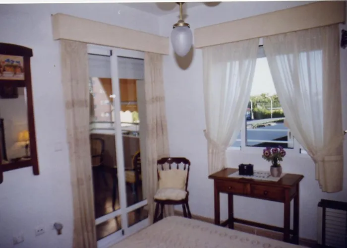 Dehesa De Campoamor Апартаменты *